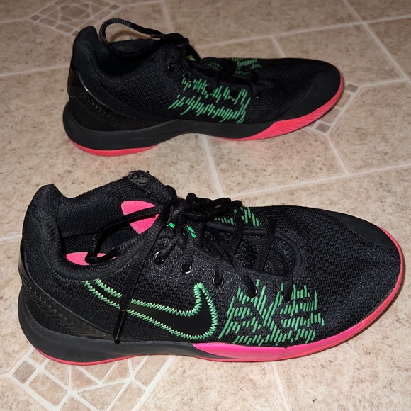 Nike Kyrie flytrap sneakers black green pink - Picture 1 of 7